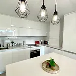 Three Bedroom Vacation Paradise * Fuengirola