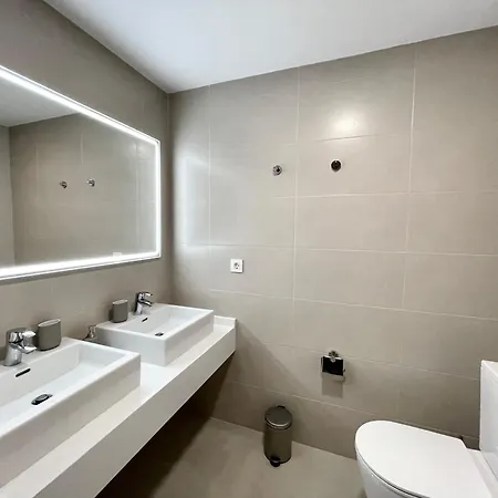公寓 Three Bedroom Vacation Paradise *
