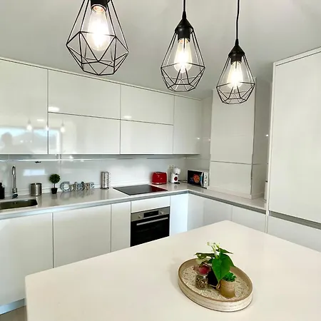 Three Bedroom Vacation Paradise * 丰希罗拉