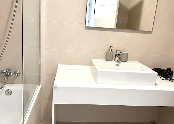 Three Bedroom Vacation Paradise Апартаменти *